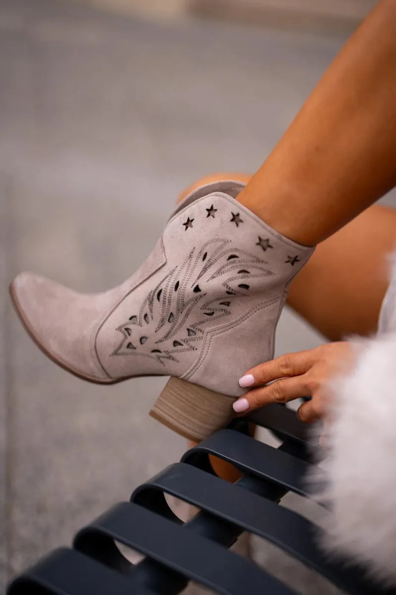 New Ażurowe Botki Kowbojki Zamszowe Na Słupku Lewski 3613 Cappucino Damskie Botki Ażurowe|Brązowe I Beżowe Botki