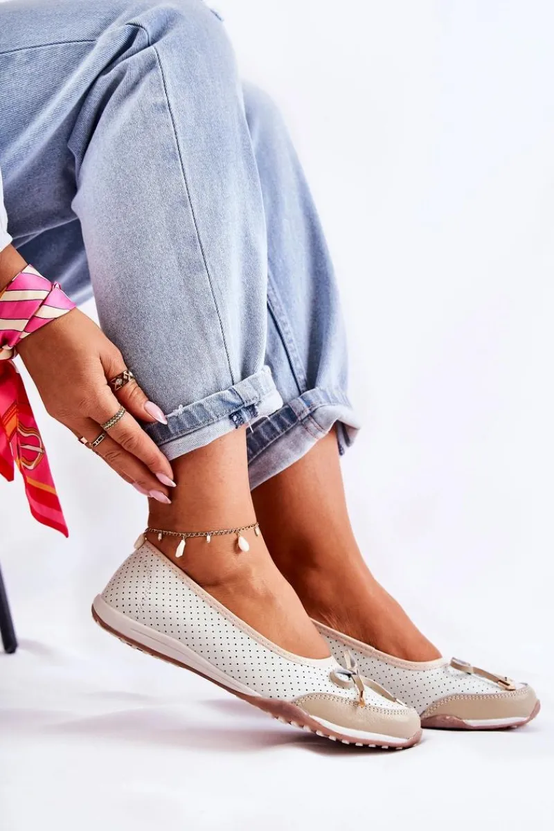 Baleriny Skórzane|Baleriny Klasyczne>Evento Ażurowe Skórzane Baleriny Biało-Beżowe Erdola