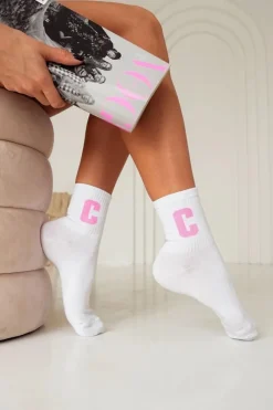 Sale Milena Bawełniane Skarpetki Damskie Z Literą C Białe