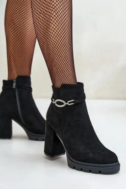 Best Boto Botki Damskie Na Słupku Eko Zamszowe Z Ozdobnym Paskiem Czarne Maivone Czarny