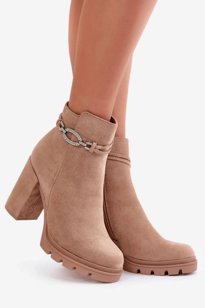 Outlet Boto Botki Damskie Na Słupku Eko Zamszowe Z Ozdobnym Paskiem Beżowe Maivone
