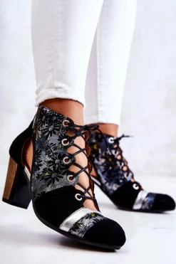 Outlet Maciejka Botki Damskie Na Słupku Skórzane Wiosenne 03938-01 Czarne