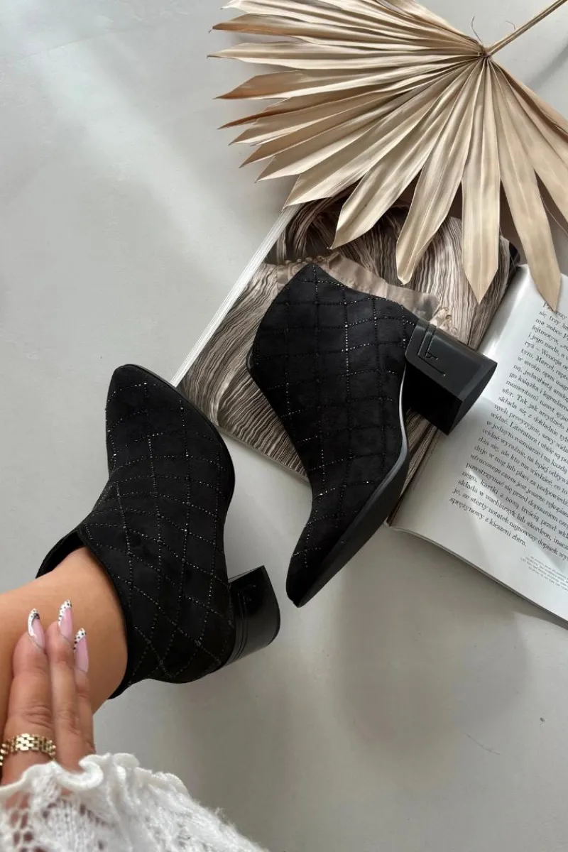 Botki Ocieplane|Botki Na Słupku>D&A Botki Damskie Na Słupku Ze Zdobieniem MR52-133 Czarne