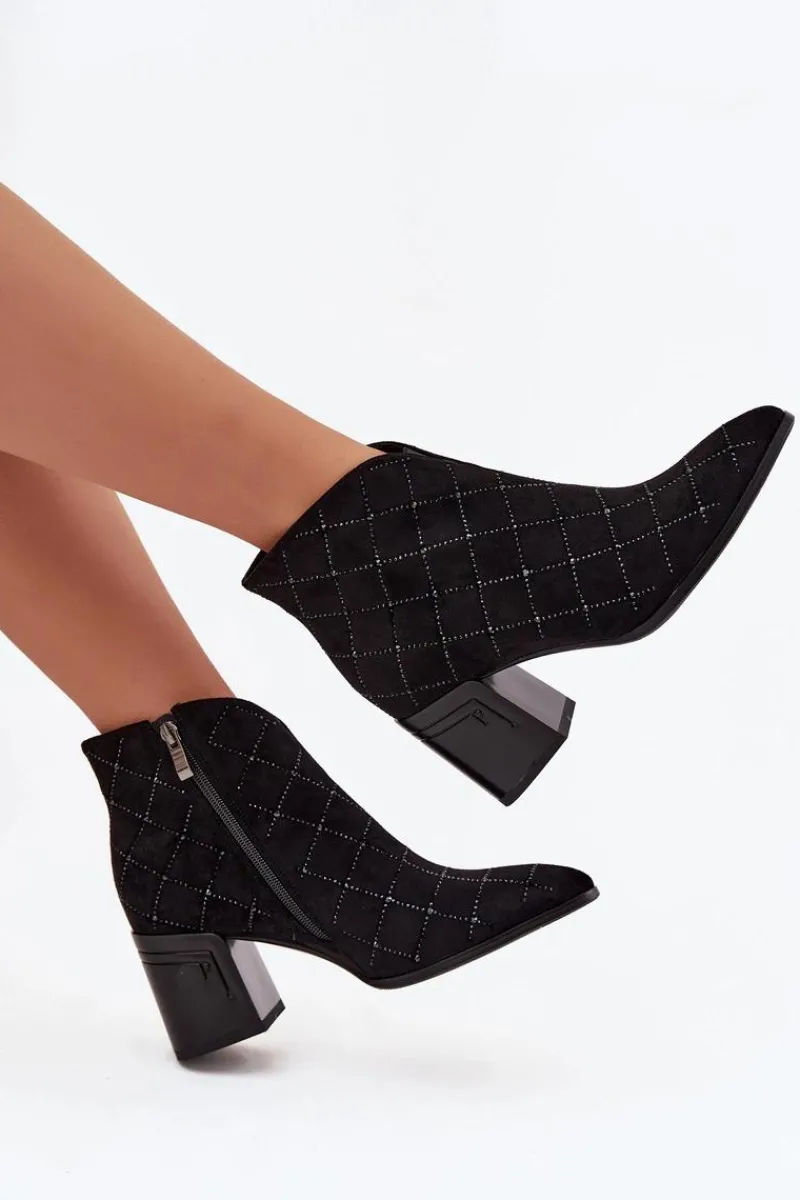 Botki Ocieplane|Botki Na Słupku>D&A Botki Damskie Na Słupku Ze Zdobieniem MR52-133 Czarne