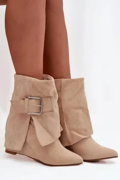 Sale Boto Botki Na Koturnie Z Wywiniętą Cholewką I Klamrą Eko Zamszowe Beżowe Vortinia