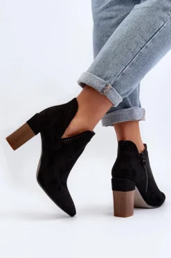 Clearance Boto Botki Na Słupku Z Ażurowym Wzorem Czarne Vailen