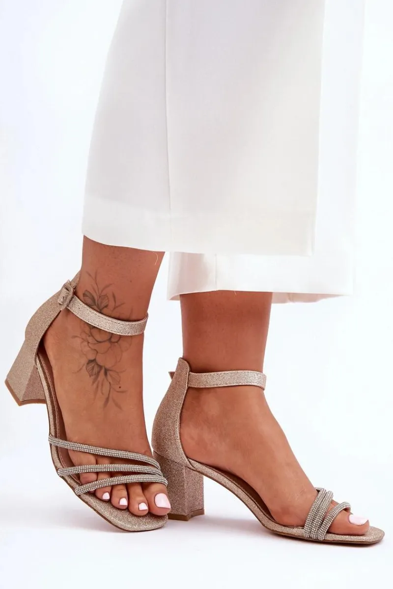 Discount Boto Błyszczące Sandałki Na Obcasie Złote Enenor