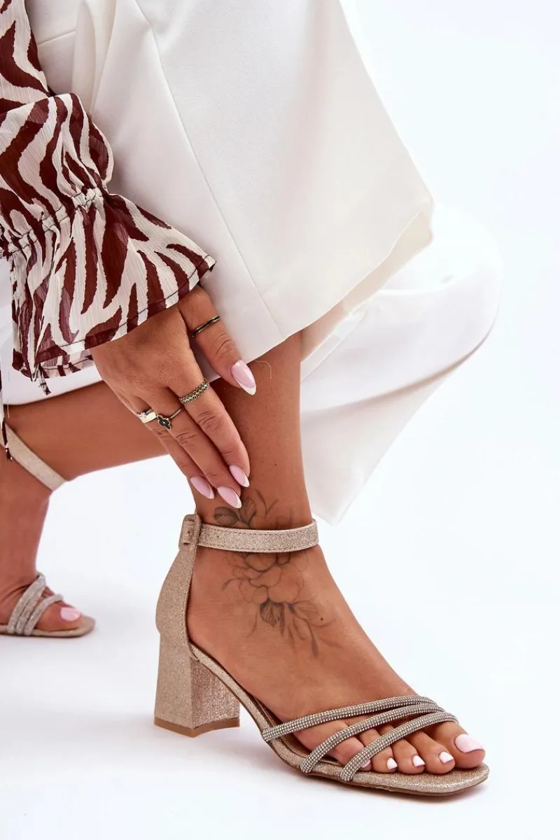 Discount Boto Błyszczące Sandałki Na Obcasie Złote Enenor