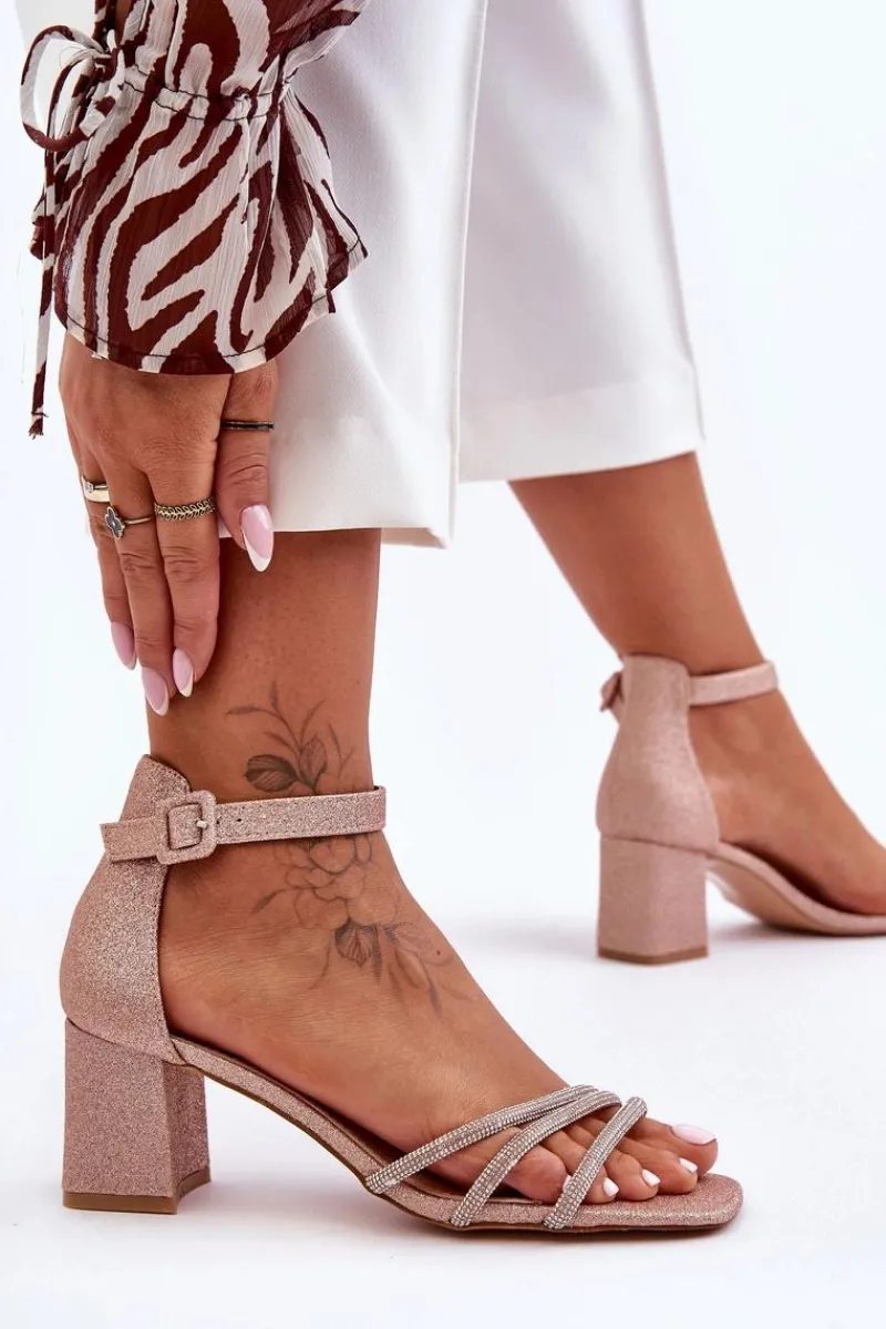 Discount Boto Błyszczące Sandałki Na Obcasie Beżowe Enenor