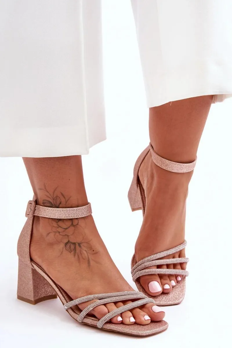 Discount Boto Błyszczące Sandałki Na Obcasie Beżowe Enenor