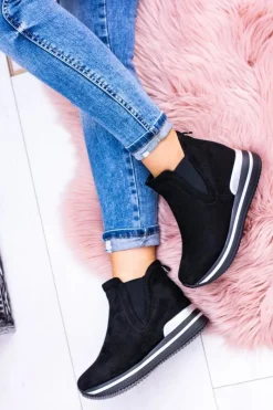 Botki Na Koturnie|Czarne Botki>Boto Czarne sportowe botki Popstar