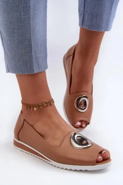 Outlet Czółenka Damskie Z Ozdobą Eko Skórzane Ciemnobeżowe Biolita Damskie Czółenka Na Platformie|Czółenka Klasyczne