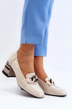 Outlet Buty damskie Vinceza Czółenka Lakierowane Z Łańcuchem Beżowe Paliotte