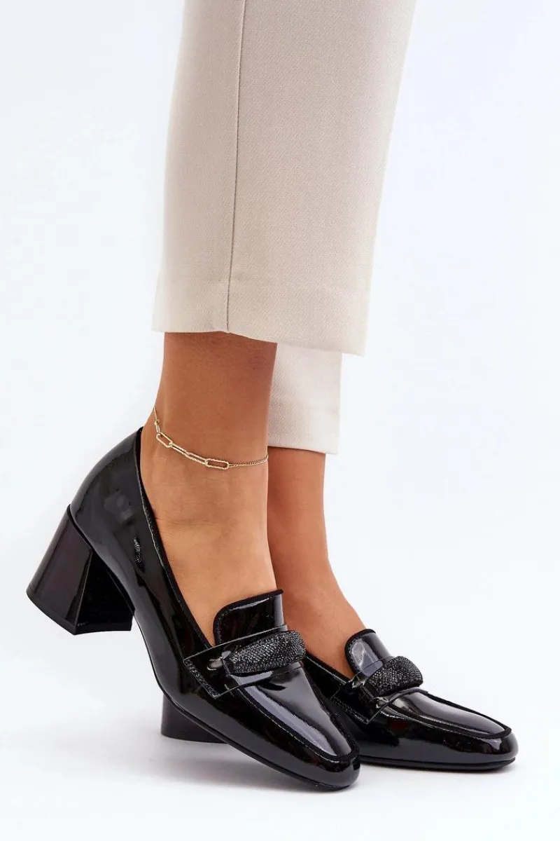 New Buty damskie Vinceza Czółenka Lakierowane Z Ozdobą Czarne Samassa