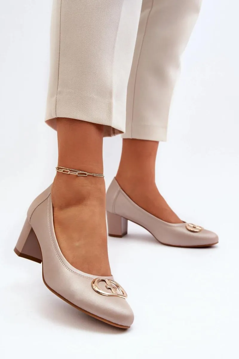 Czółenka Na Słupku|Czółenka Klasyczne>Buty damskie Vinceza Czółenka Na Niskim Słupku Z Ozdobą Beżowe Aeliris