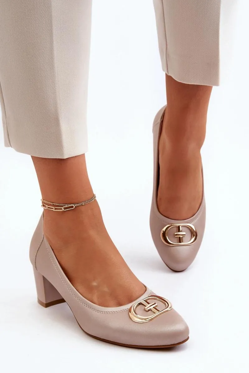 Czółenka Na Słupku|Czółenka Klasyczne>Buty damskie Vinceza Czółenka Na Niskim Słupku Z Ozdobą Beżowe Aeliris