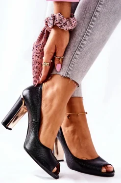 Czółenka Na Słupku><noscript><img width=