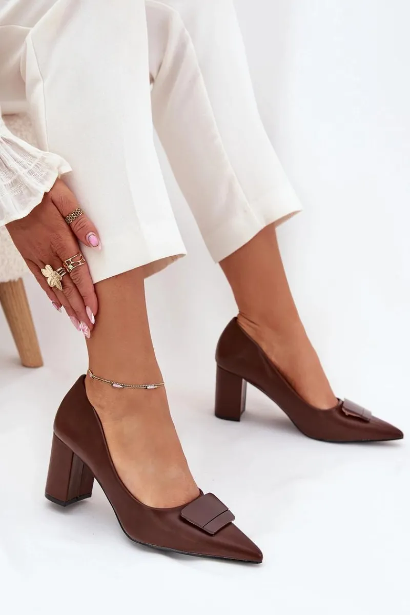 Outlet Czółenka Na Słupku Z Ozdobą Brązowe Celira Damskie Czółenka Na Słupku|Czółenka Klasyczne