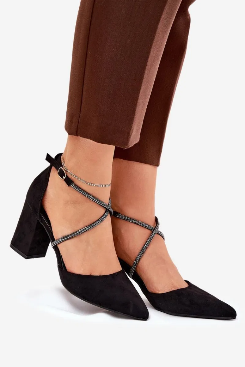 Online Boto Czółenka Ze Szpiczastymi Noskami I Zdobionymi Paseczkami Na Słupku Czarne Verithas