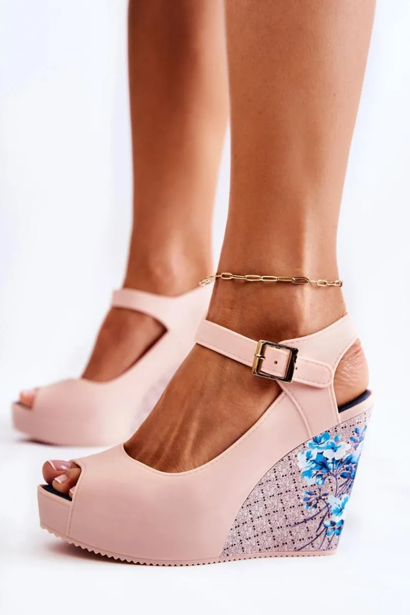 Discount Damskie Beżowe Sandały Na Koturnie Nemesis Damskie Sandały Gumowe|Sandały Na Koturnie