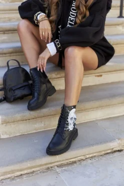 Sale Damskie Botki Trapery z Printem II2N4045 Czarne Damskie Botki Sznurowane|Czarne Botki