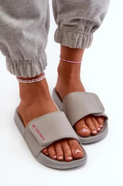 Klapki Sportowe|Klapki Damskie Klasyczne>4F Damskie Klapki MM00FFLIF031A-25S Szare