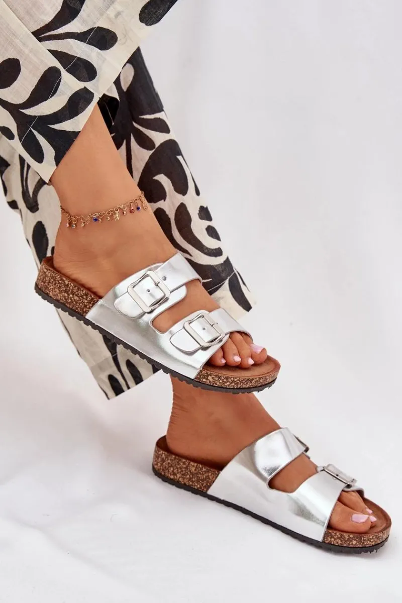 Outlet Evento Damskie Klapki Na Korkowej Platformie Z Klamrami Srebrne Vesina Srebrny