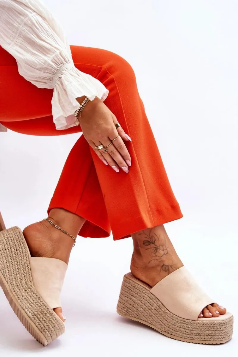 Klapki Na Koturnie|Klapki Na Platformie>Boto Damskie Klapki Na Koturnie I Platformie Beżowe Ysabel