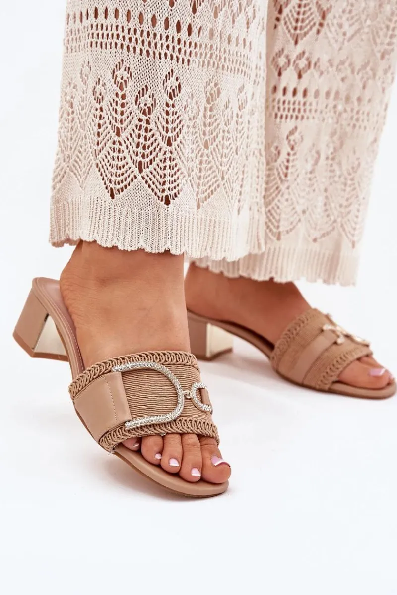 New Damskie Klapki Na Obcasie Z Ozdobnym Detalem Ciemnobeżowe Julinemi Damskie Klapki Na Obcasie|Klapki Damskie Klasyczne