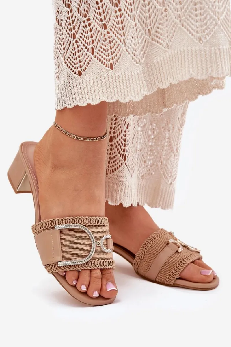 New Damskie Klapki Na Obcasie Z Ozdobnym Detalem Ciemnobeżowe Julinemi Damskie Klapki Na Obcasie|Klapki Damskie Klasyczne