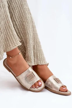 Best Damskie buty S.Barski Damskie Klapki Na Płaskim Obcasie Z Ozdobą S.Barski KV51-089 Złote