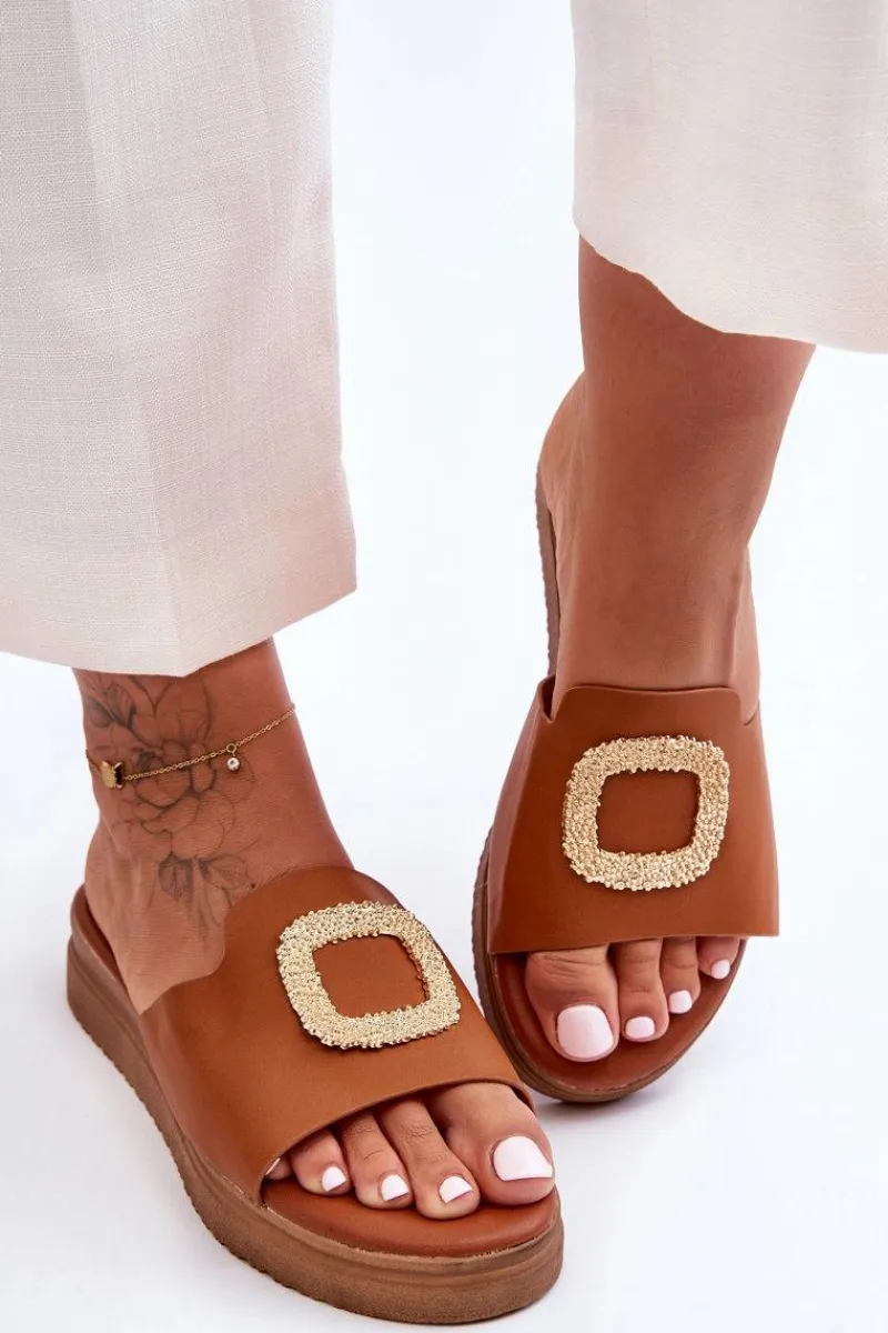 Online Damskie Klapki Na Platformie Z Ozdobą Brązowe Denicia Damskie Klapki Na Platformie|Klapki Damskie Klasyczne