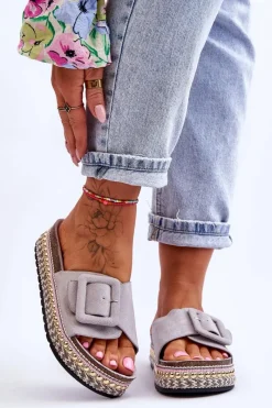 Sale Damskie Klapki Na Zdobionej Platformie Szare Joyce Damskie Klapki Na Platformie