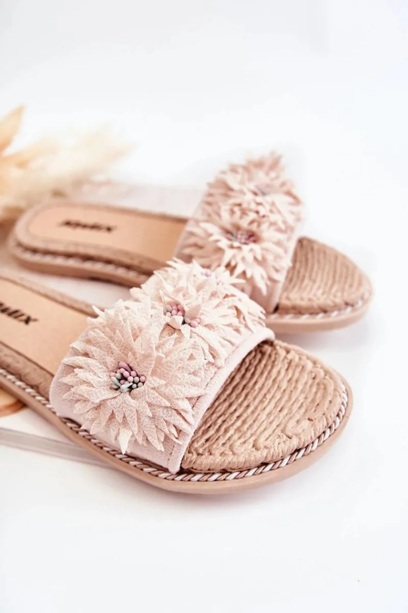Sale Damskie Klapki Z Materiałowymi Kwiatami Beżowe Susana Damskie Klapki Damskie Klasyczne