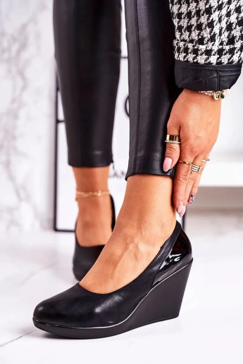 Sale Boto Damskie Klasyczne Czółenka Na Koturnie Lakierowane Czarne Ivonne