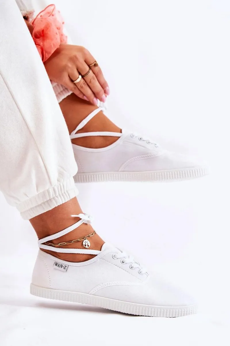 Outlet Evento Damskie Klasyczne Tenisówki Wiązane Białe Dellis