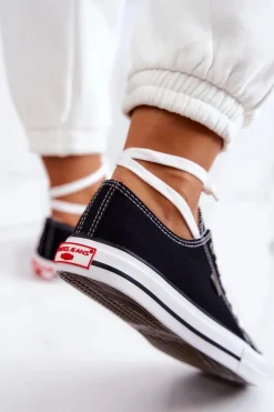 Trampki Damskie Cross Jeans|Trampki Damskie Niskie></noscript>Cross Jeans Damskie Klasyczne Trampki JJ2R4011C Czarne