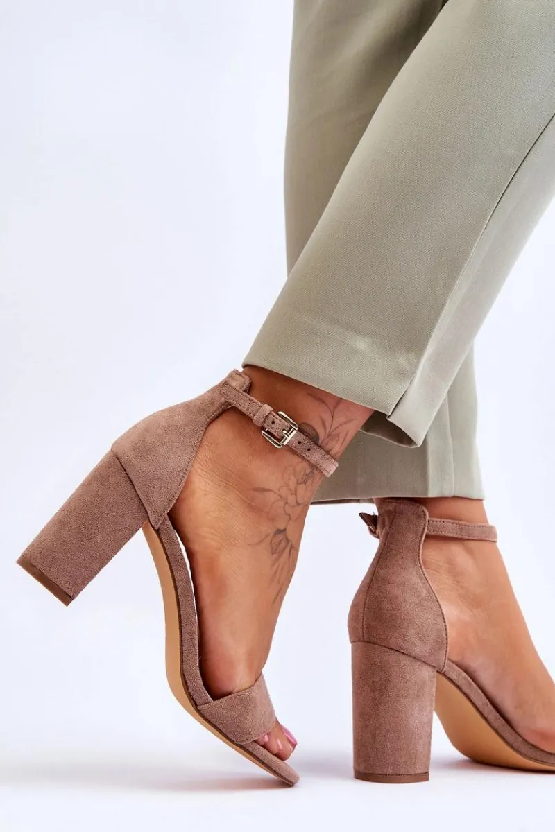 Discount Evento Damskie Klasyczne Zamszowe Sandały Brązowe Passo