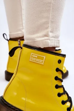 Botki Sznurowane|Botki Płaskie></noscript>GOE Damskie Lakierowane Botki Ocieplane II2N4054 Żółte