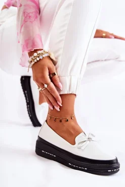 New Buty damskie Vinceza Damskie Lakierowane Mokasyny Na Koturnie Białe Frilly