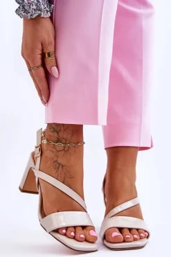 Outlet Damskie Lakierowane Sandały Na Słupku Beżowe Carrie Damskie Sandały Na Słupku|Sandały Na Obcasie