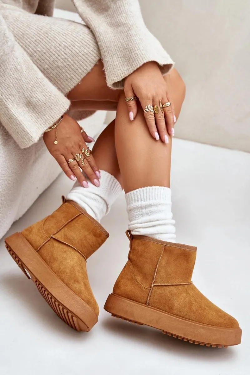 Śniegowce Damskie>Evento Damskie Śniegowce Na Platformie Z Eko Zamszu Camel Atteria