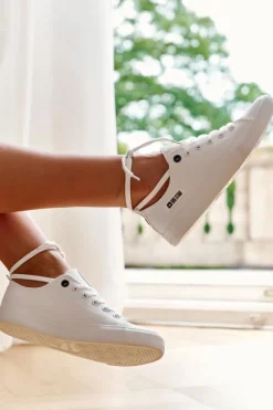 Trampki Damskie Big Star|Trampki Damskie Niskie></noscript>Big Star Shoes Damskie Niskie Materiałowe Trampki Big Star KK274008 Białe