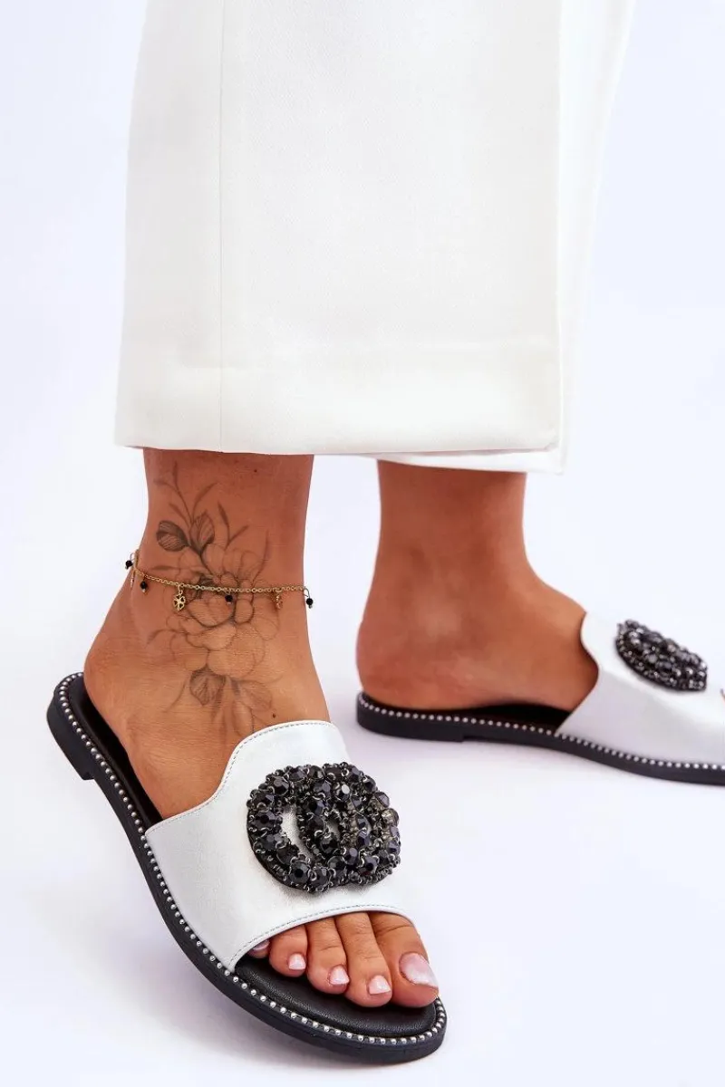 Damskie Płaskie Klapki Z Ozdobami S.Barski KV-520-3 Srebrne Damskie Klapki Damskie Klasyczne