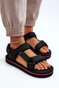 Outlet Damskie Sandały Na Platformie LCW-24-05-2751L Czarne Damskie Sandały Płaskie