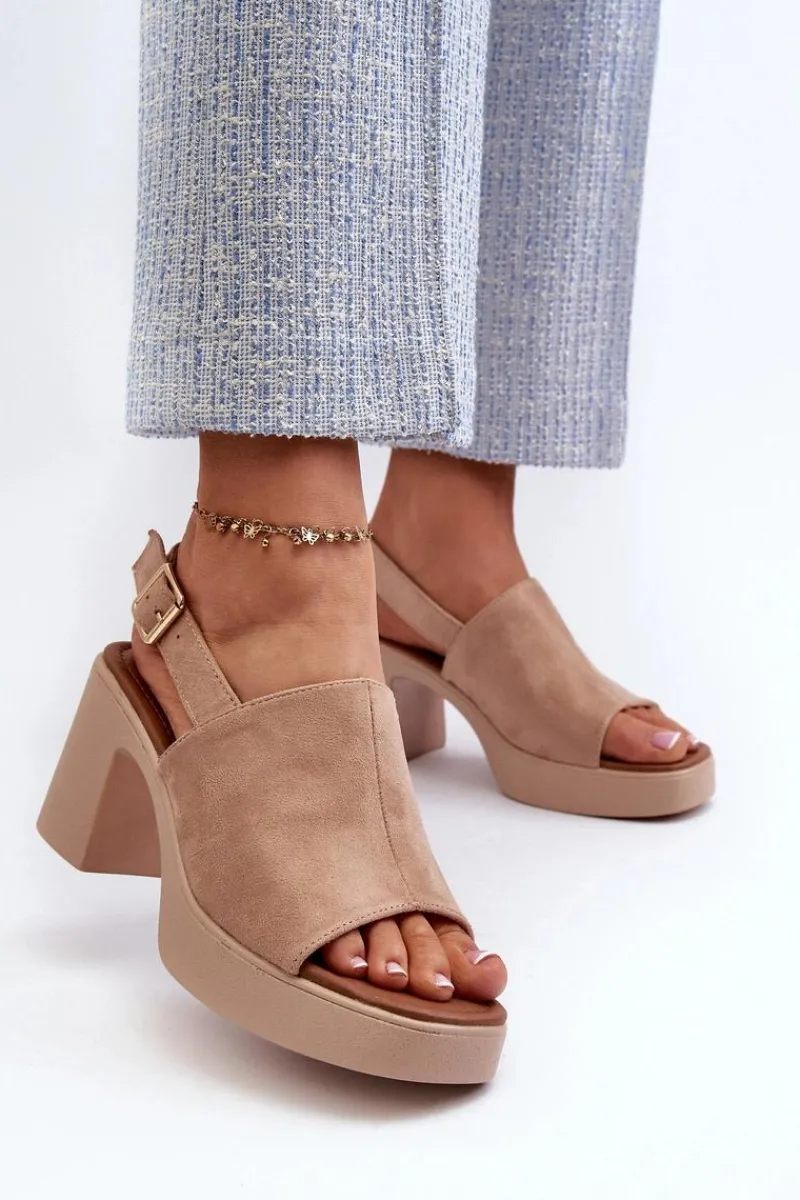 New Damskie Sandały Z Eko Zamszu Na Platformie I Obcasie Beżowe Vatle Damskie Sandały Na Obcasie