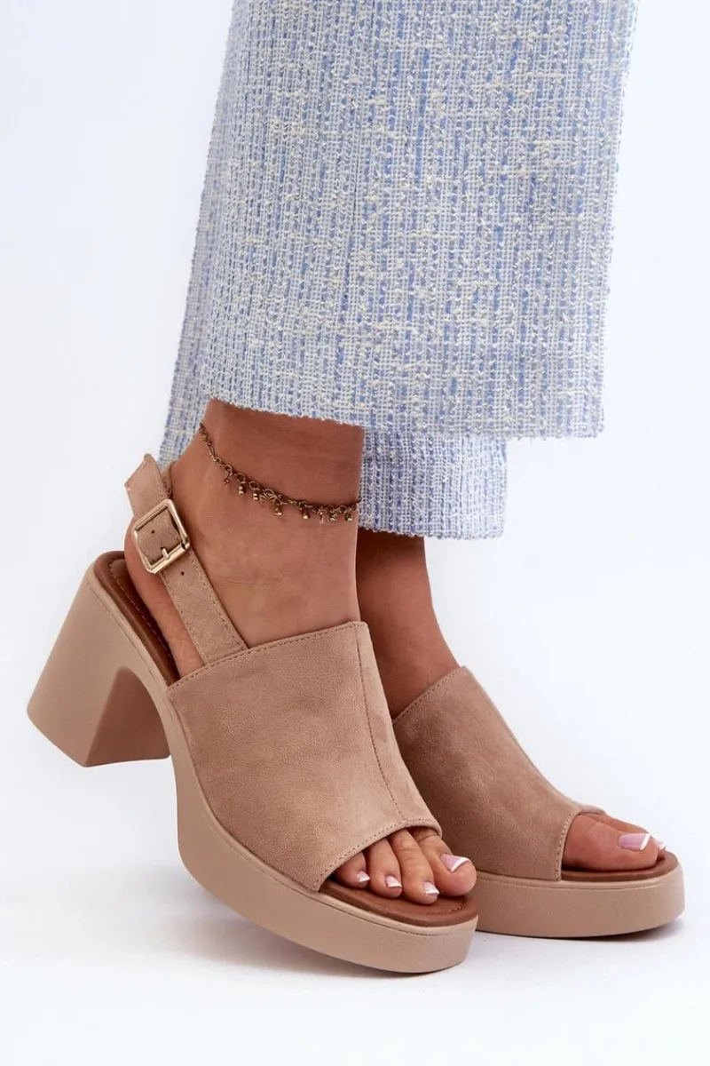 New Damskie Sandały Z Eko Zamszu Na Platformie I Obcasie Beżowe Vatle Damskie Sandały Na Obcasie