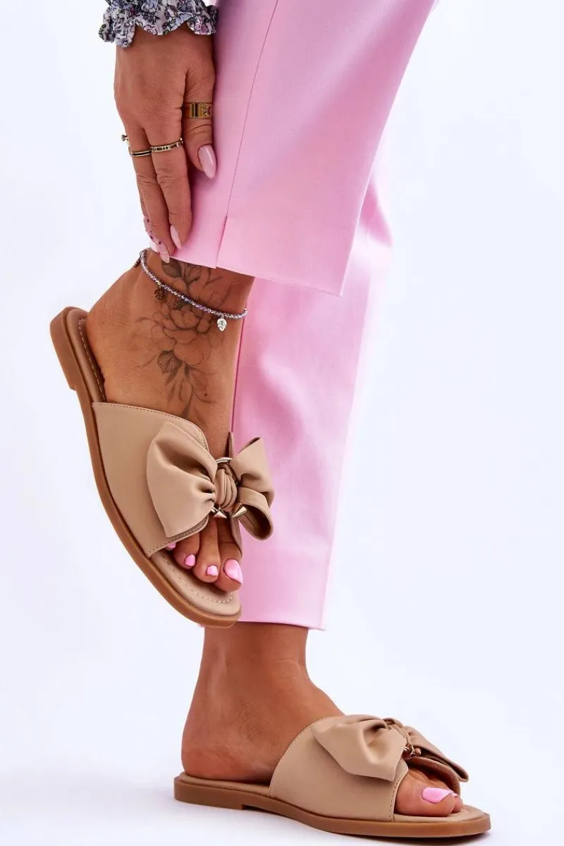 Klapki Damskie Klasyczne>Evento Damskie Skórzane Klapki Z Kokardą Beżowe Becky Beżowy