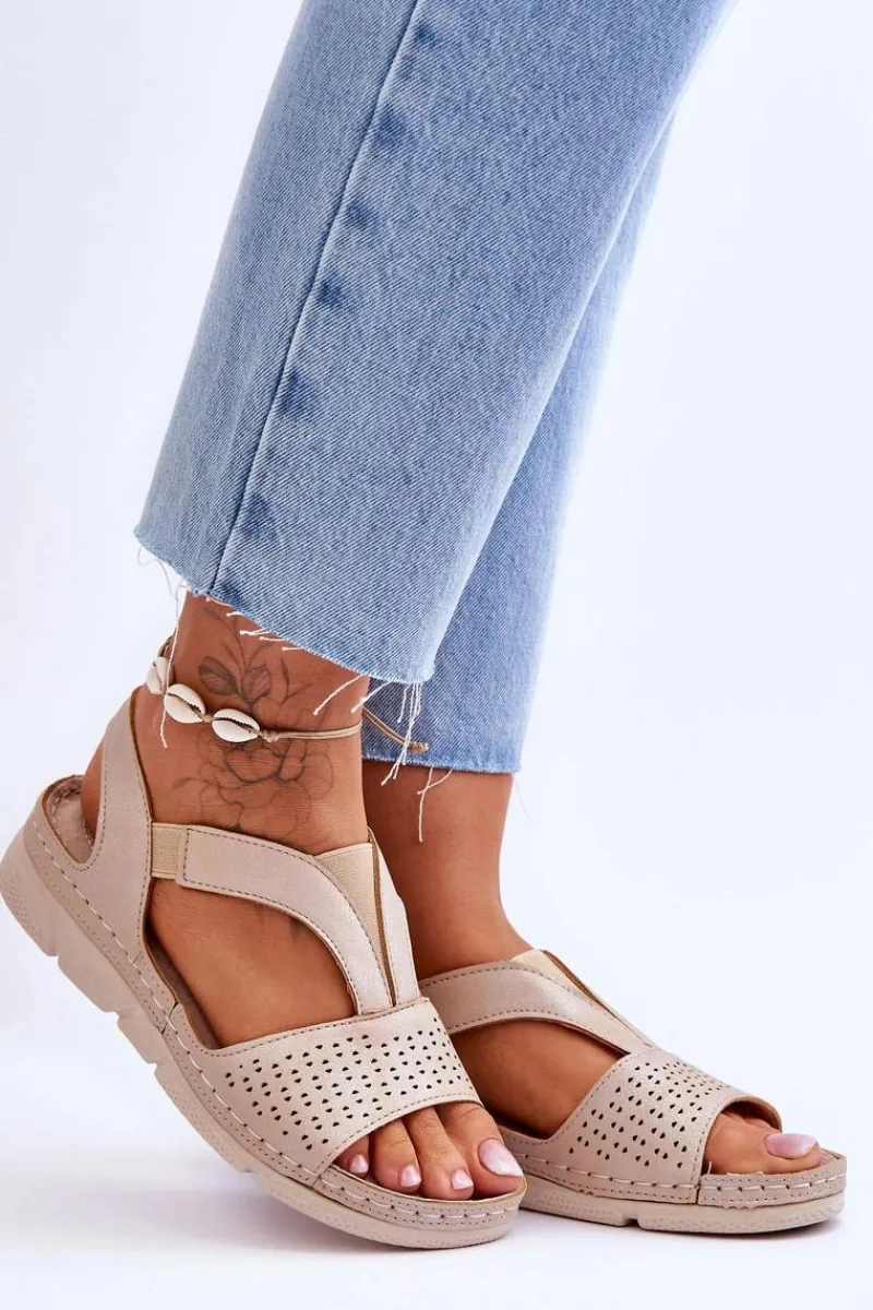 Outlet Damskie Skórzane Sandały Wsuwane Beżowe Lora Damskie Sandały Płaskie