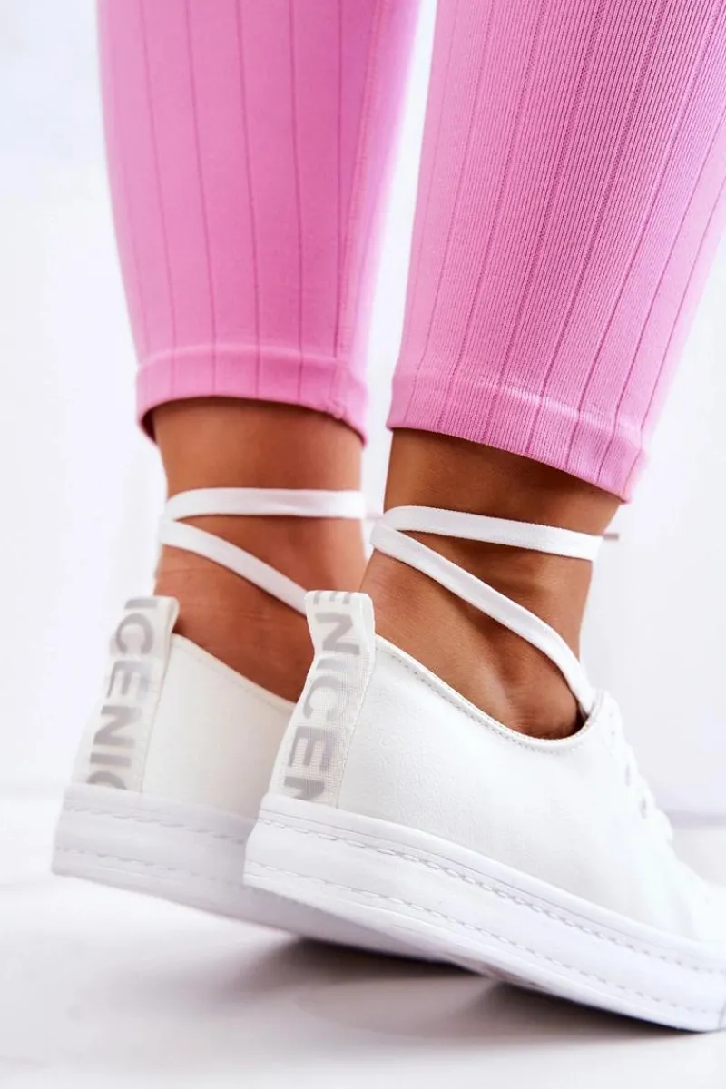 Sale Damskie Skórzane Tenisówki Białe Mikayla Damskie Trampki Damskie Niskie